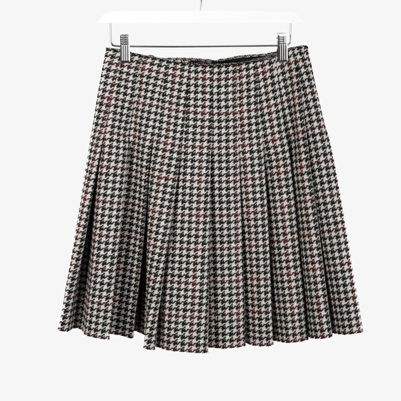 Miu Miu 2006 Red/Black Pleated Checkered Mini Skirt - Picture 2 of 8